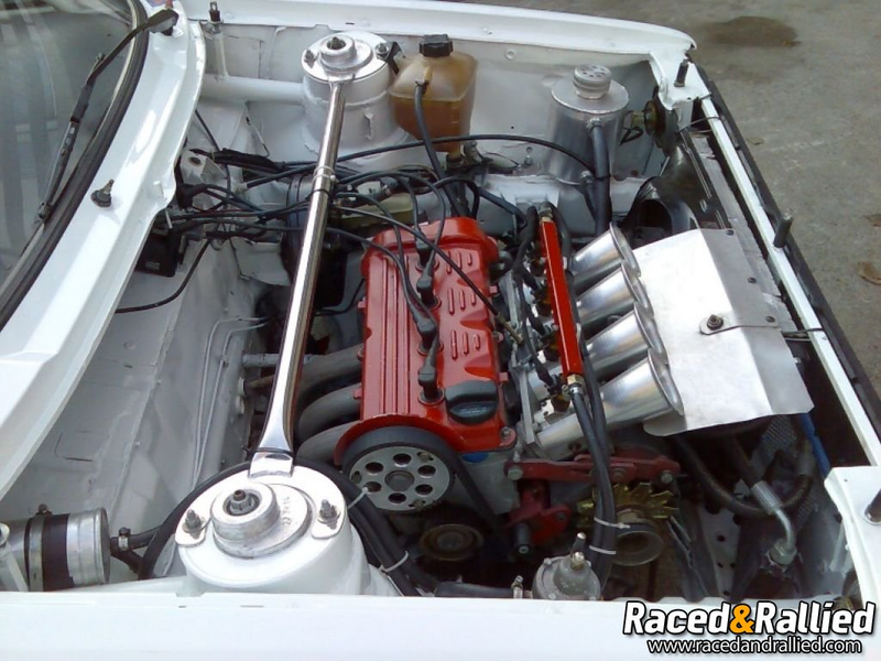 Illustration for article titled ITBs And Engine Porn Mega-Gallery